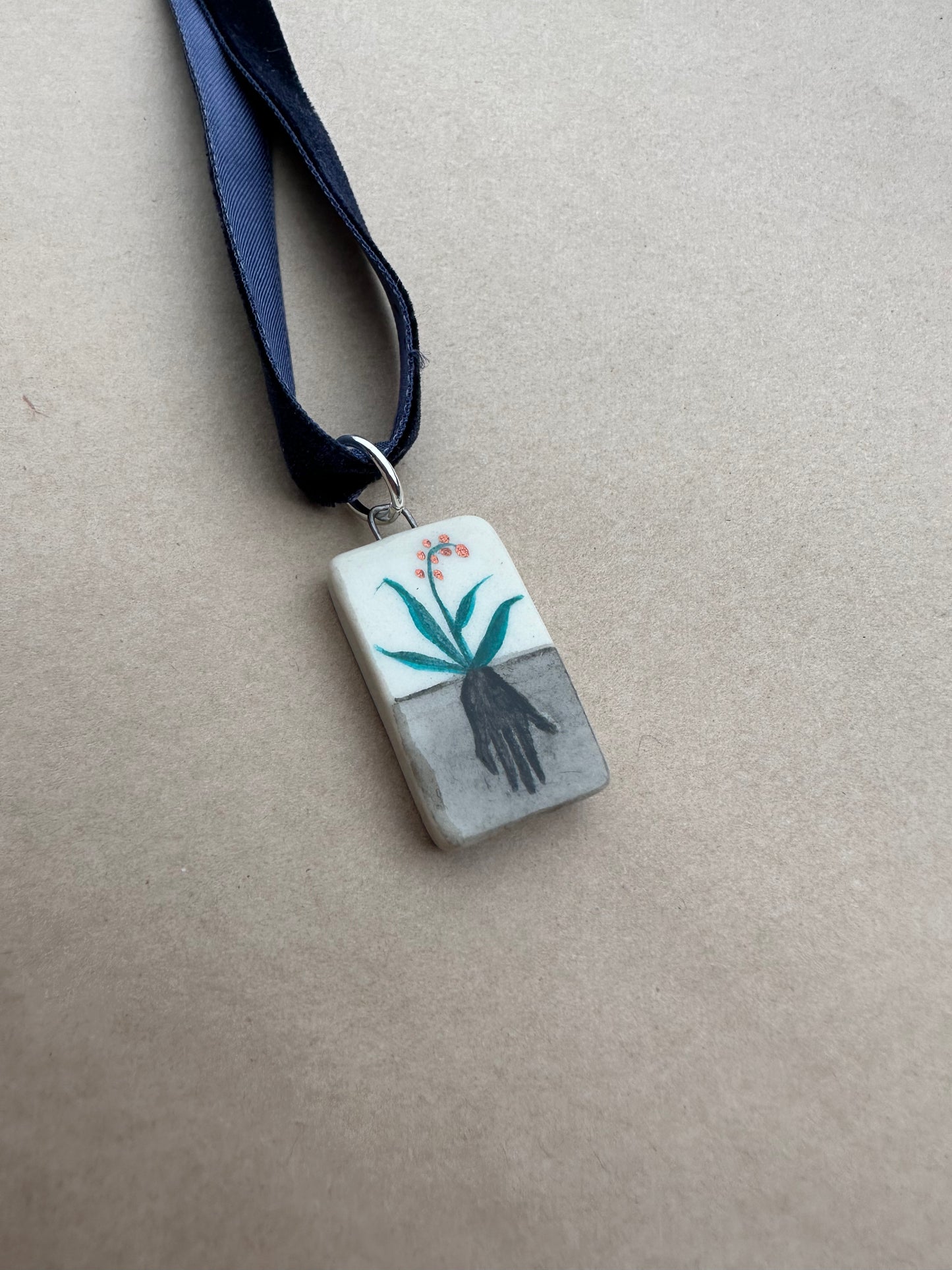 Helping Hand - Pendant