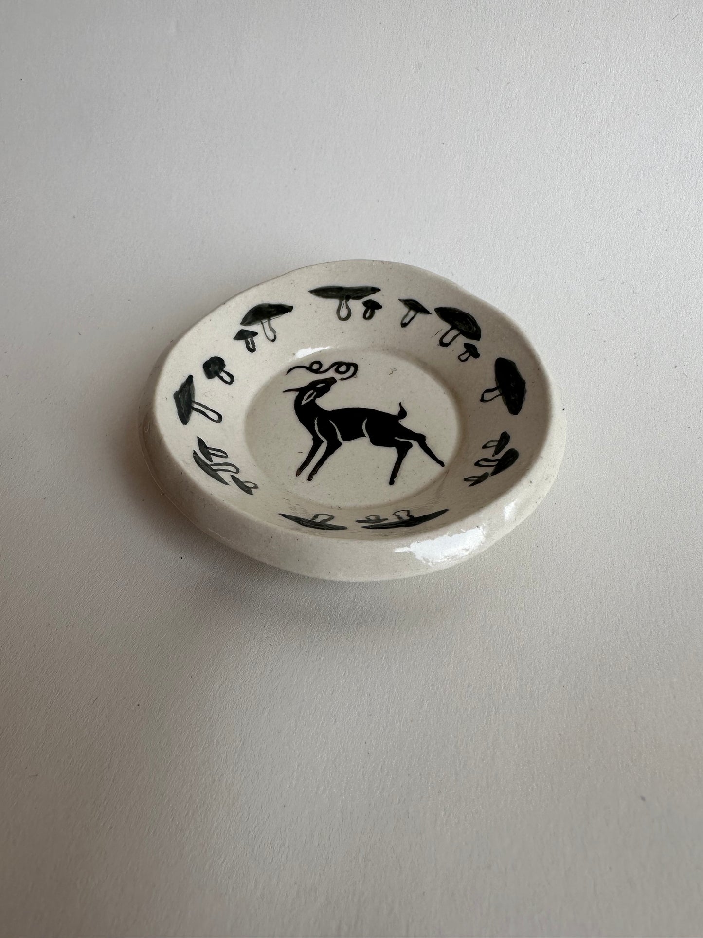 Deer and the toadstools - Dish