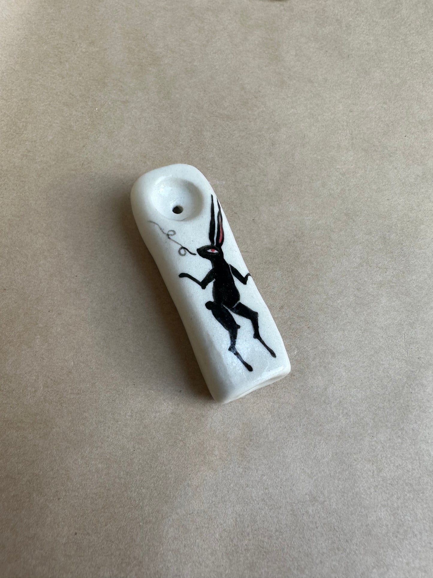Hare - Thumb Pipe