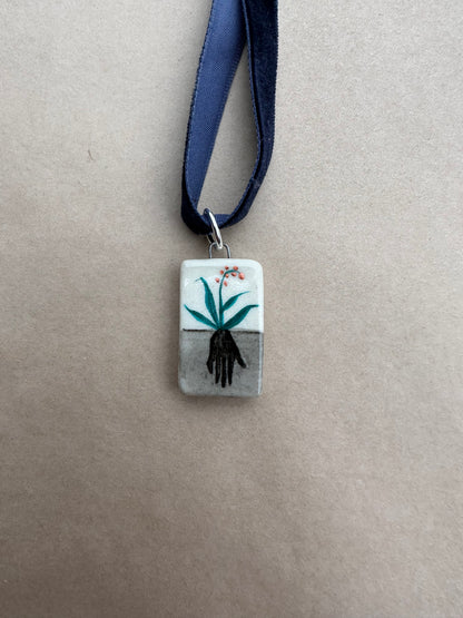 Helping Hand - Pendant