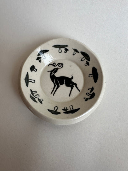 Deer and the toadstools - Dish