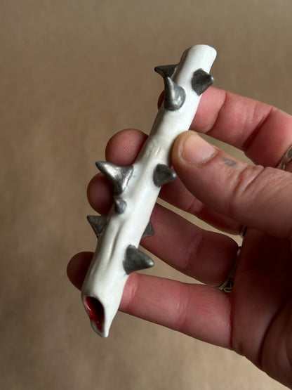 Thorned Twig - Pipe