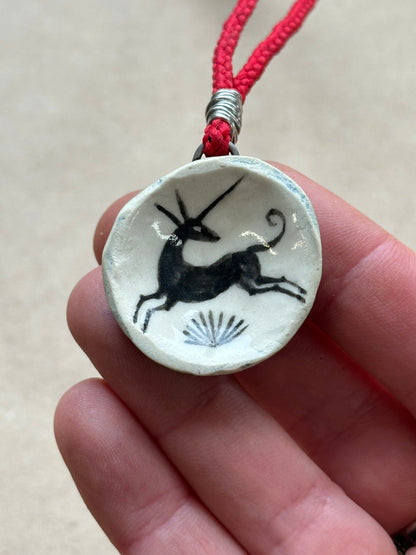 Unicorn Shell - Necklace