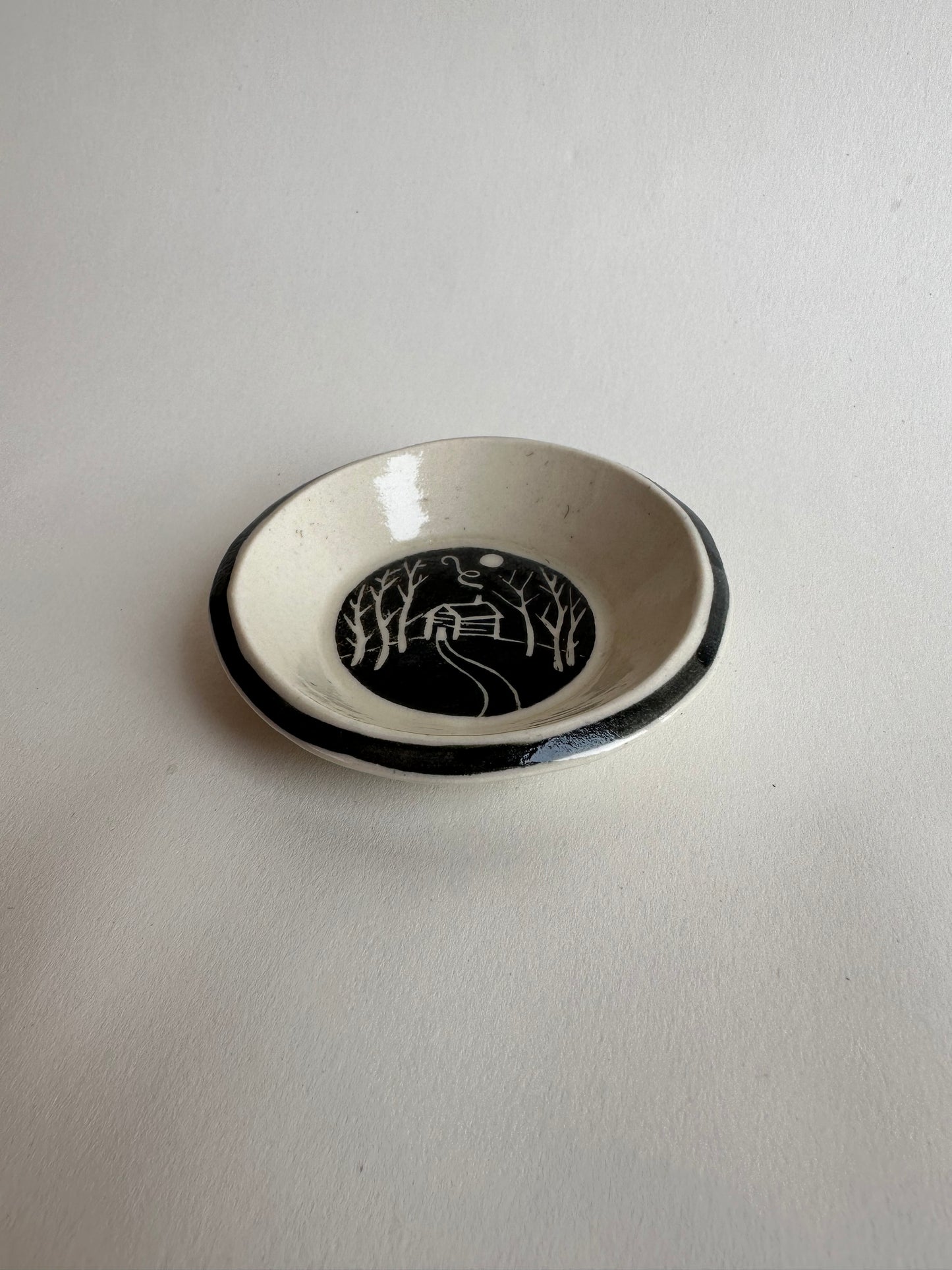 Night Cabin - Dish (a)