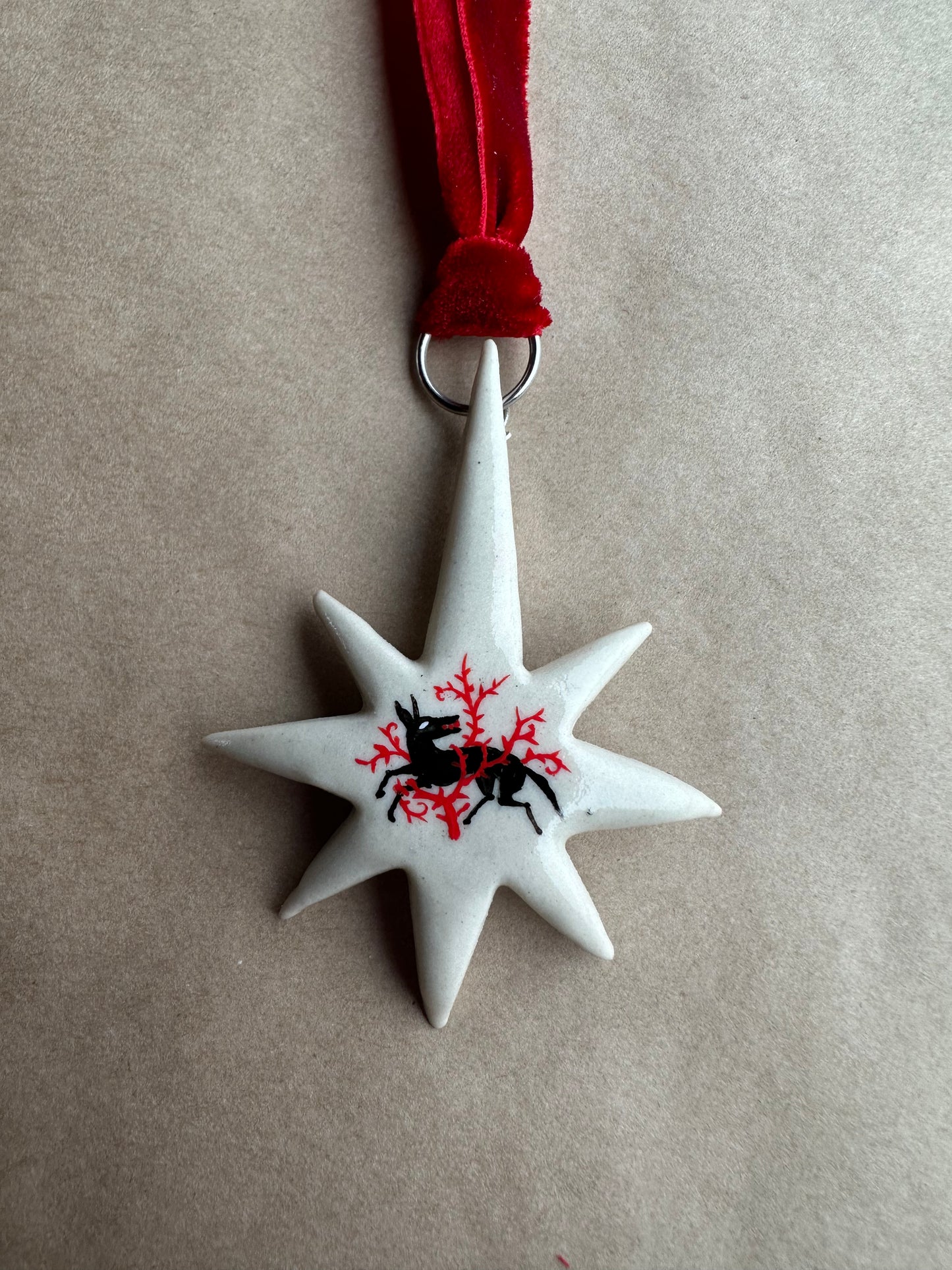 Tangled Wolf - Pendant