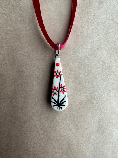 Everlasting Flowers - Pendant