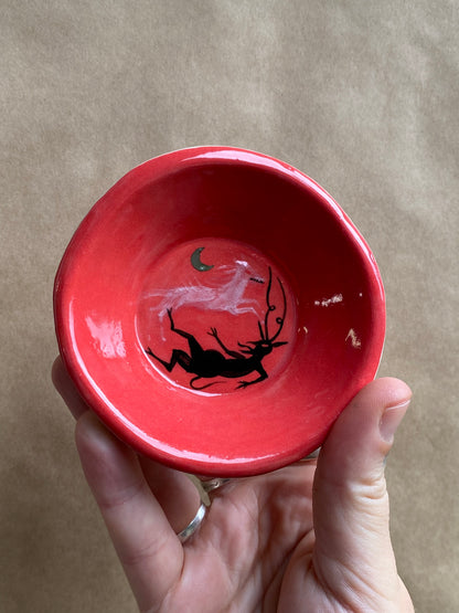 The Pale Beast and the devil - Dish