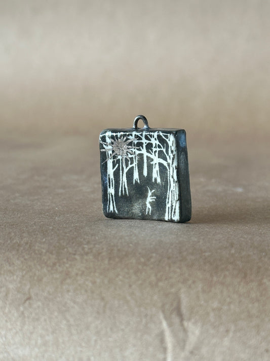 A moonlit walk - Pendant