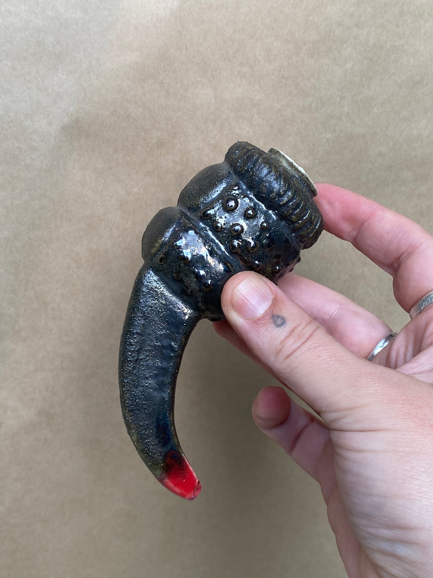 Claw Pipes