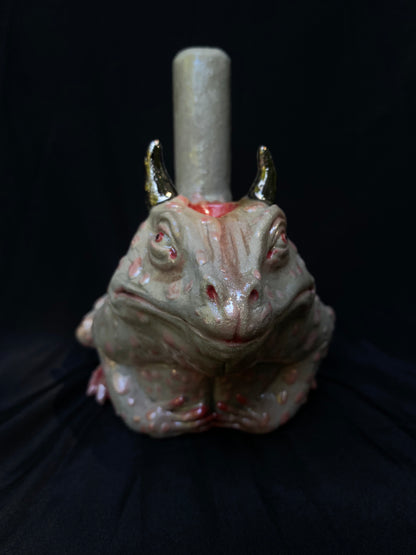 The Pearl Toad - Bong
