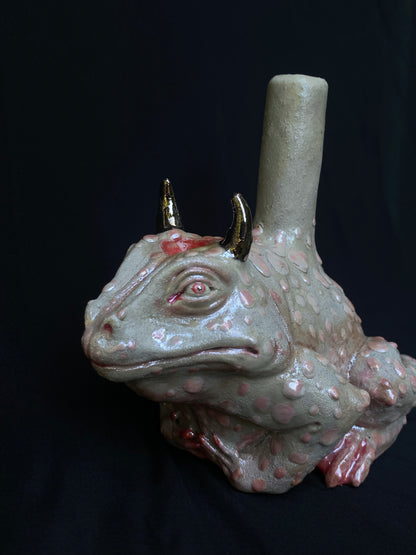 The Pearl Toad - Bong