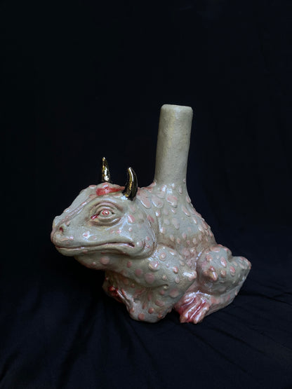 The Pearl Toad - Bong