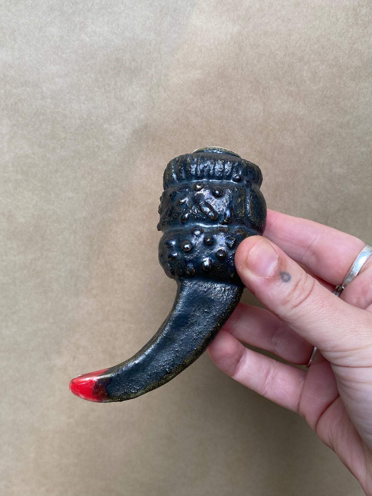 Claw Pipes