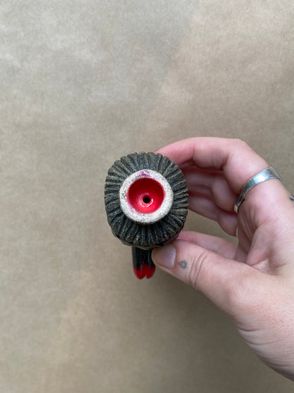 Claw Pipes