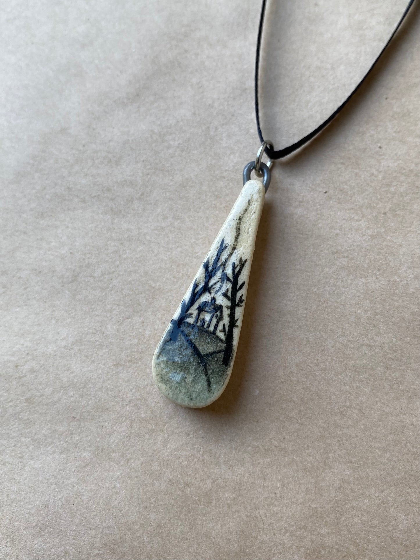 Cabin in the woods - Pendant
