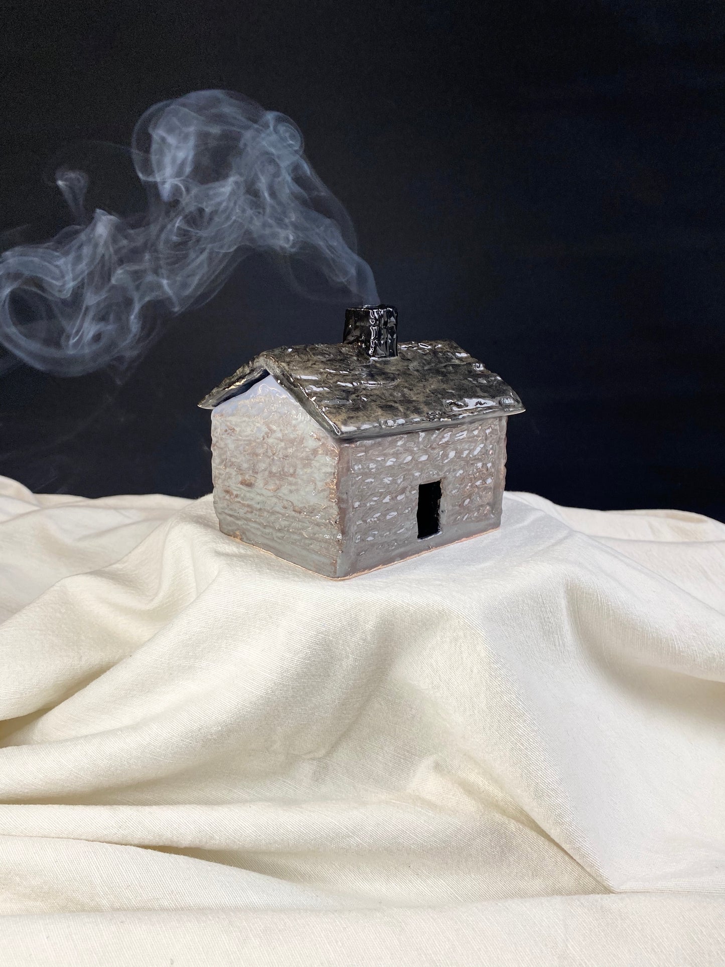 Cold Night - Ceramic Incense Holder